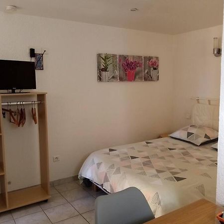 Studio Meuble Independant Tout Confort Classe 2** Aubenas Zewnętrze zdjęcie